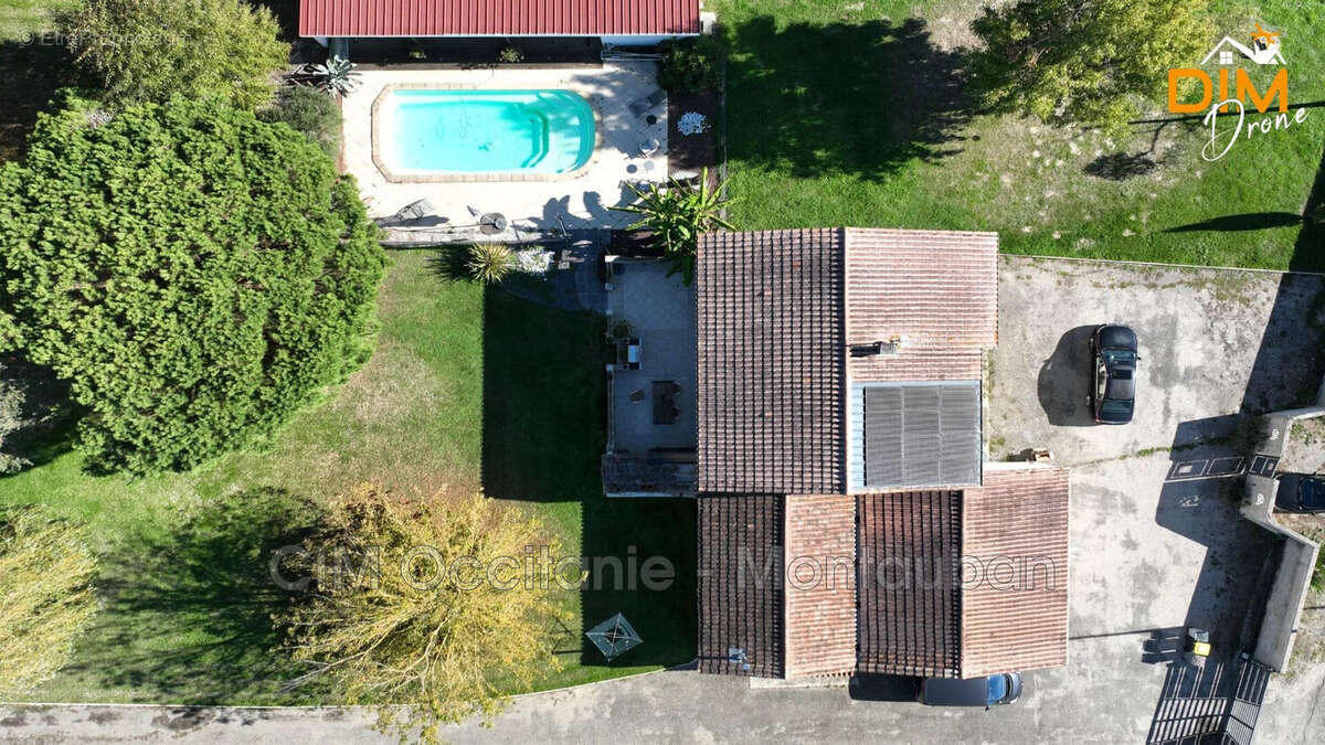 Maison à NEGREPELISSE