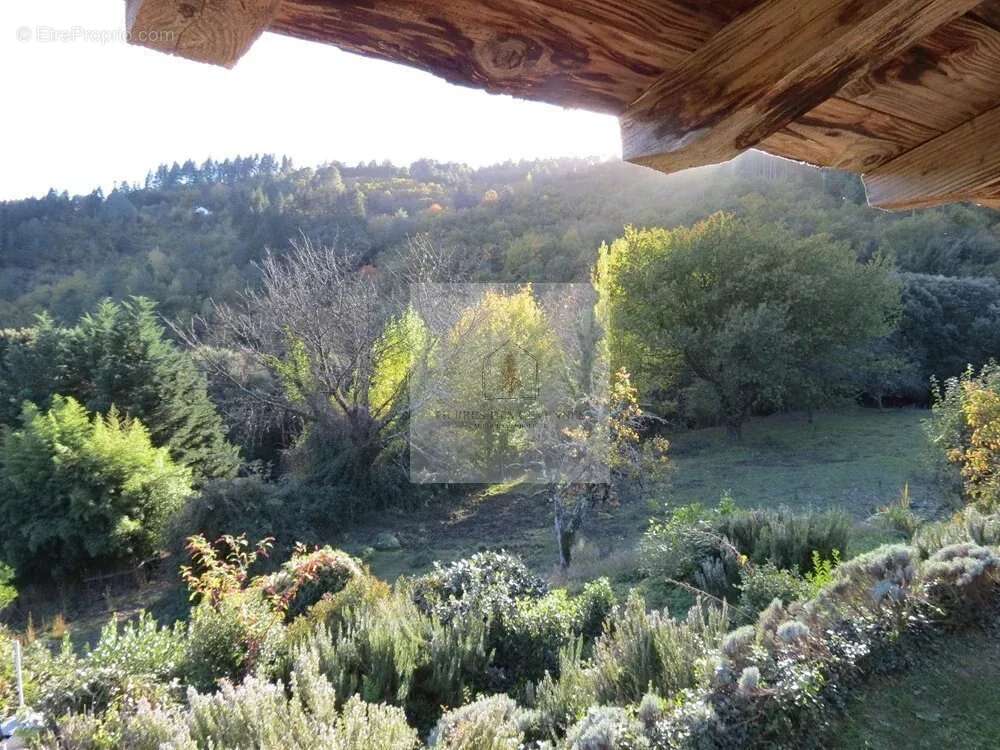 Maison à SAINT-GERMAIN-DE-CALBERTE