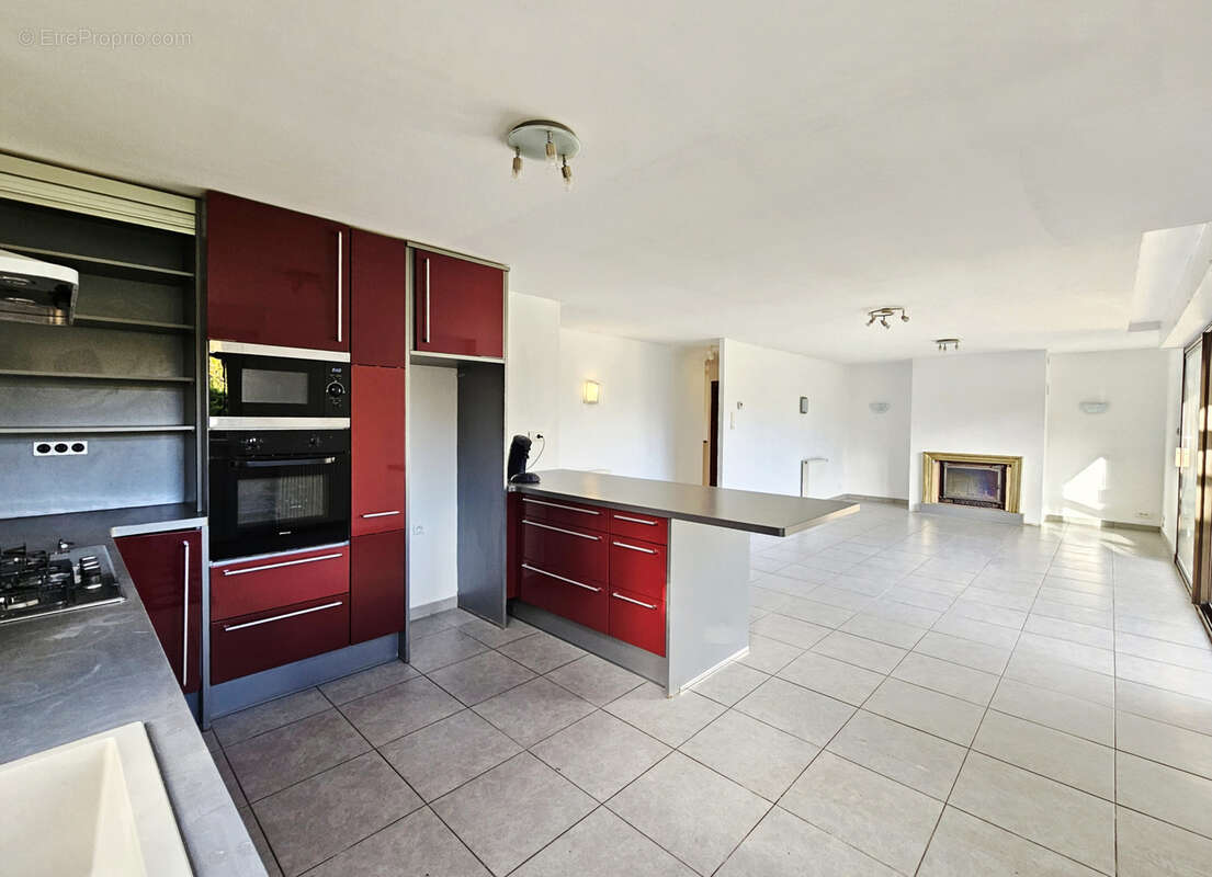 Maison à BRUAY-LA-BUISSIERE