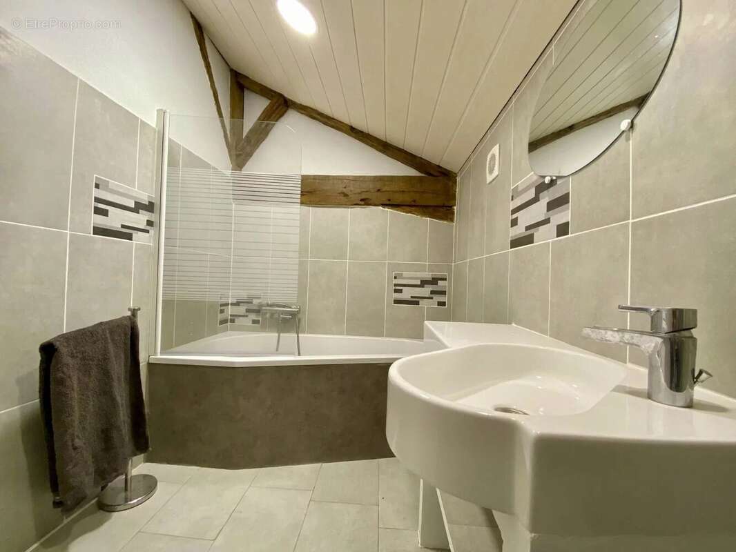 Appartement à MONFLANQUIN