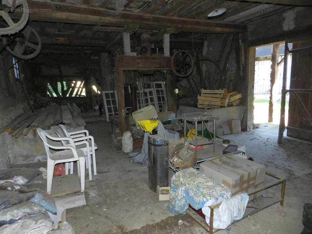 Maison à SAINT-PIERRE-SUR-DIVES