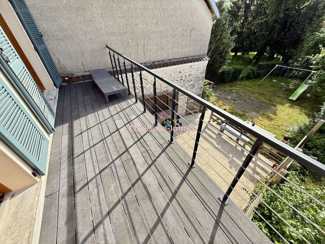 Maison à JOUY-SUR-MORIN