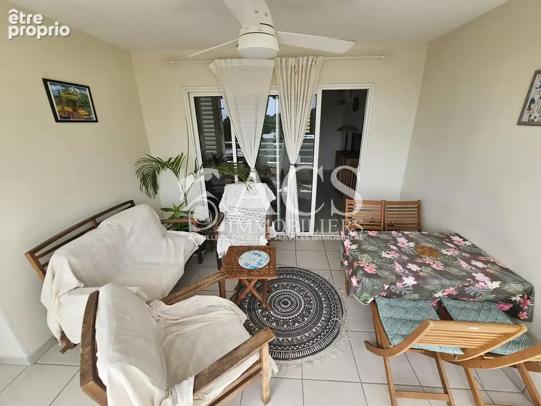 T3 meuble a deux pas de la plage + garage anse mitan - photo 5