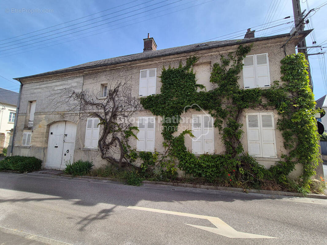 Maison à HENONVILLE