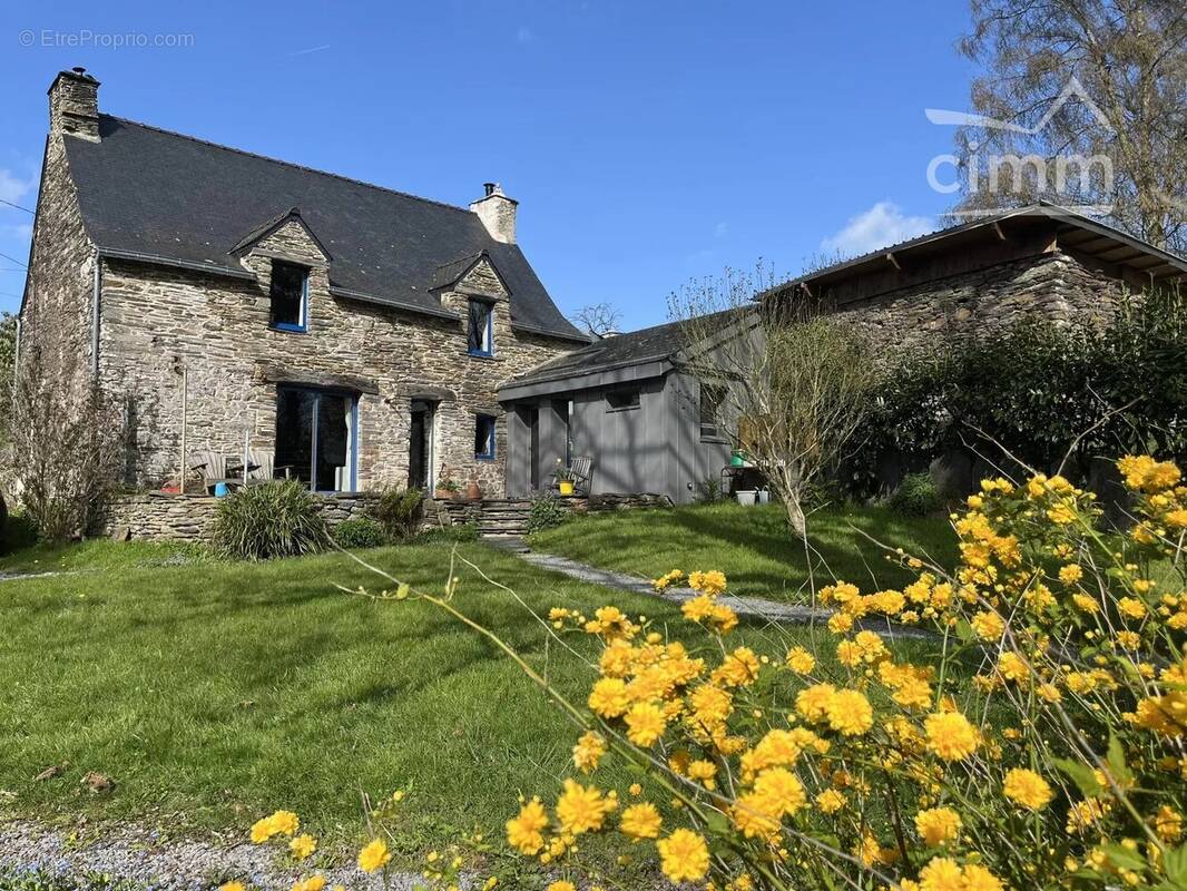 Maison à LA GACILLY