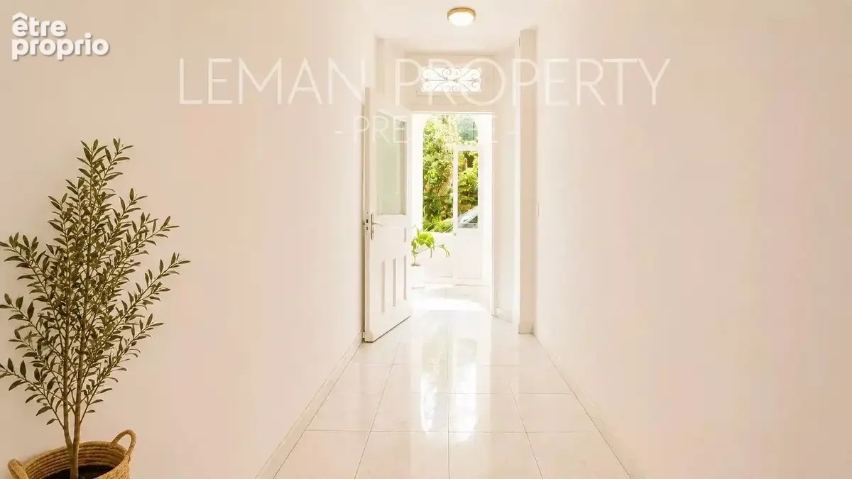 Le cannet – appartement de charme dans une villa bourgeoise avec ascenseur - photo 15