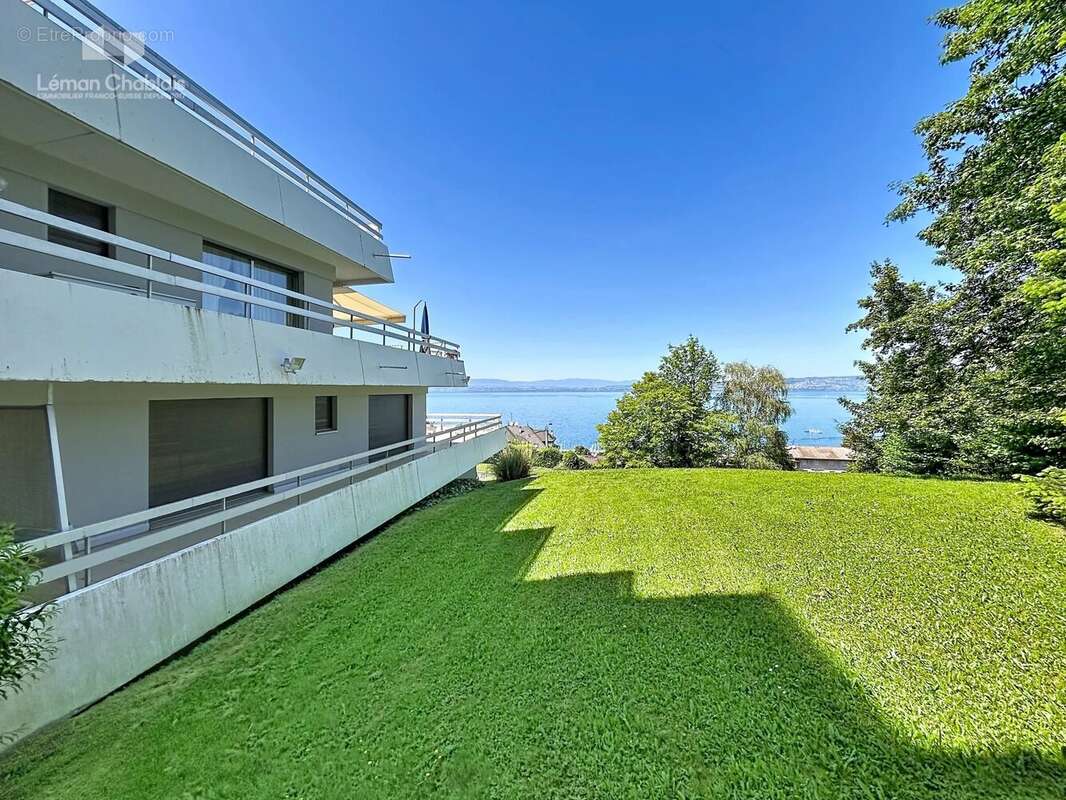 Appartement à EVIAN-LES-BAINS