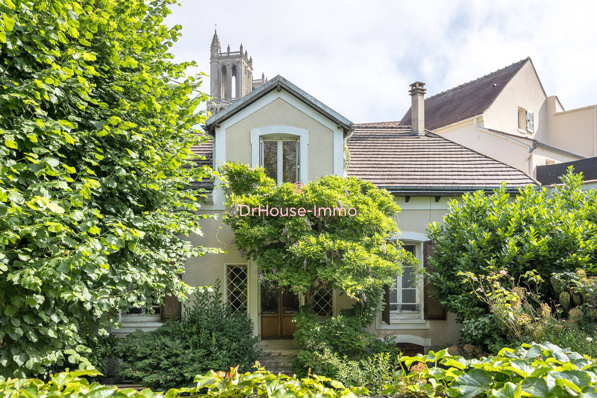 Maison à MANTES-LA-JOLIE