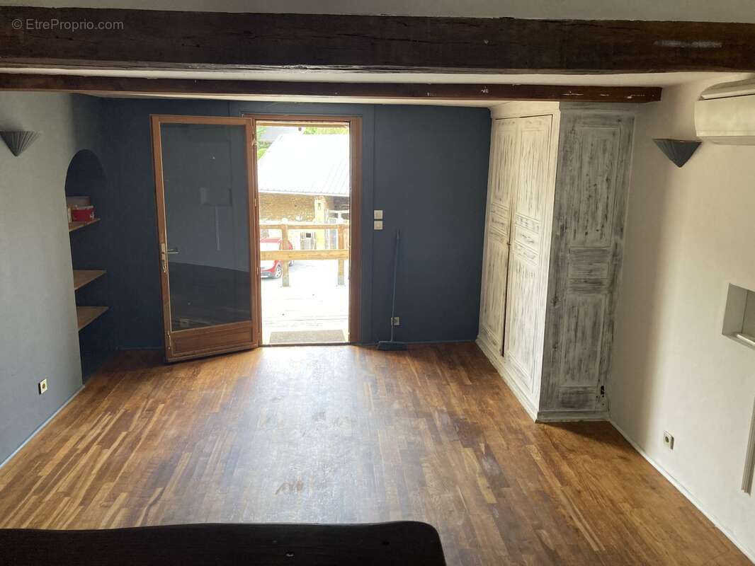 Appartement 305 m² à Charleville-Mezieres  - photo 21