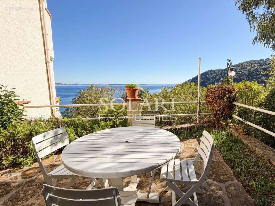 Maison à THEOULE-SUR-MER