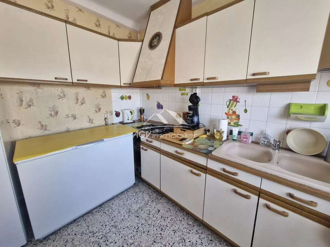 Appartement à SALINDRES