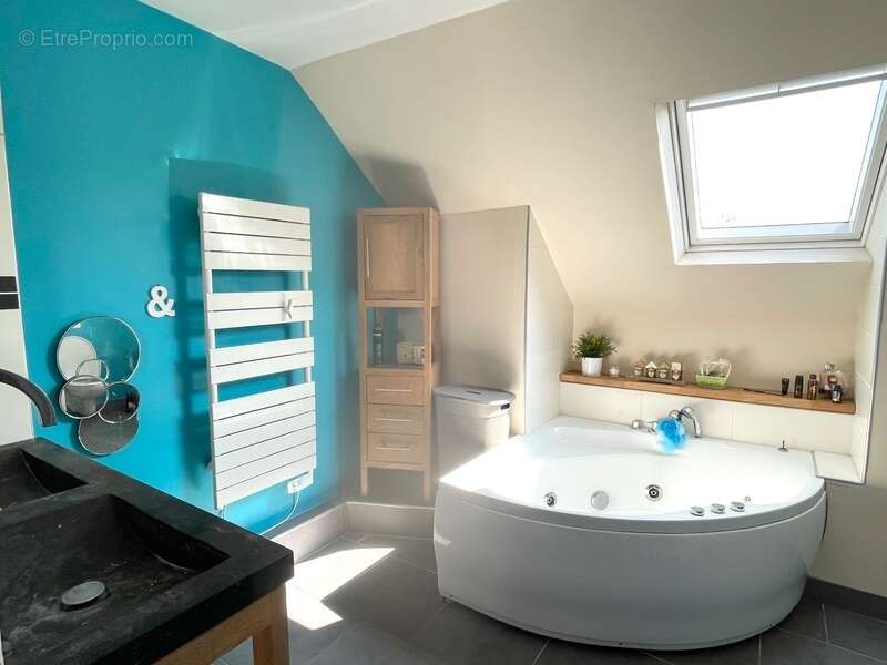 Maison à CLEVILLIERS