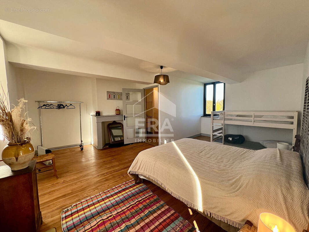 Maison à VILLEMBITS