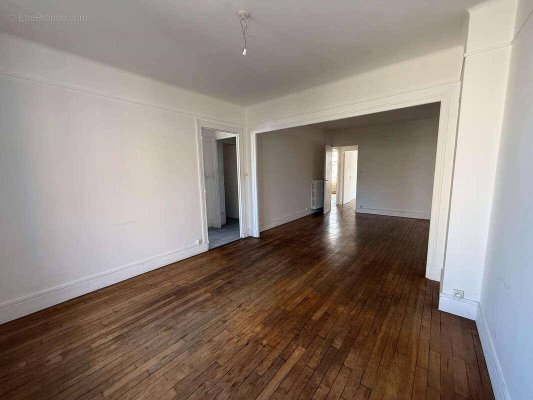 Appartement à CHARLEVILLE-MEZIERES