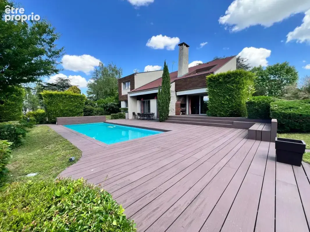 Maison d’architecte sur le secteur très prisé et résidentiel du Vernay - photo 3