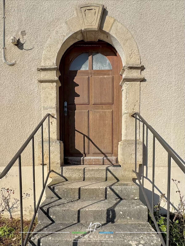 Maison à FRANCHEVILLE