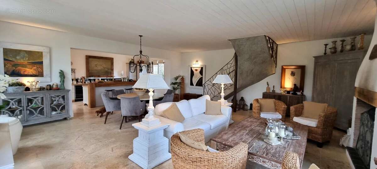 Maison à MONBAZILLAC