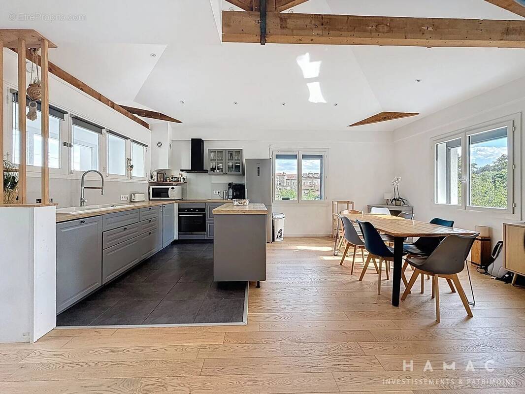 Maison à LA MULATIERE