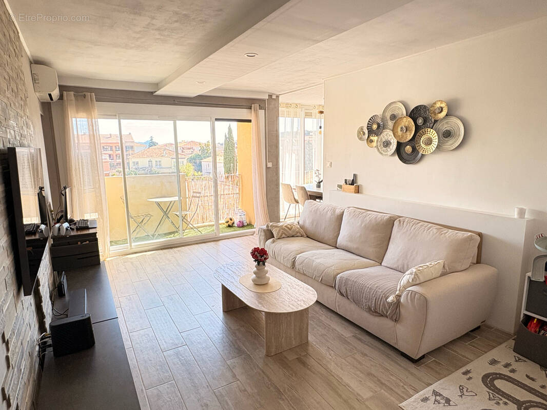 Appartement à LA VALETTE-DU-VAR