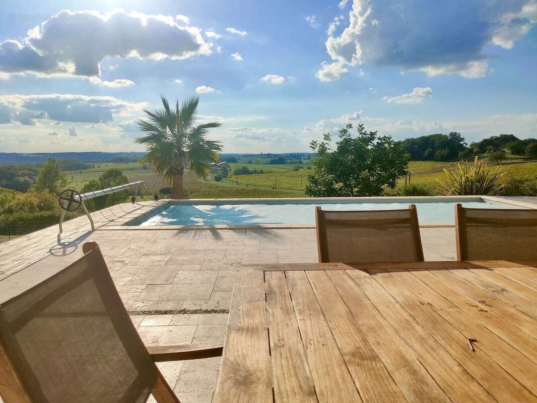 Nouvelle maison de 3 chambres avec vue magnifique - photo 2