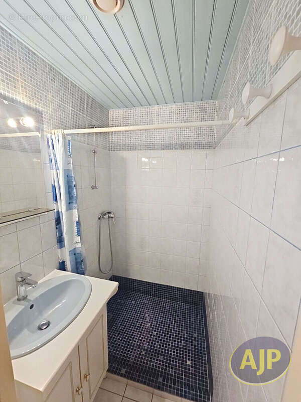 Maison Lucon 6 pièce(s) 127 m2 - photo 13