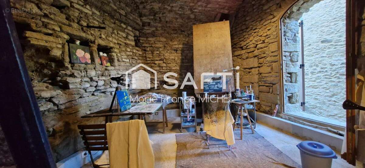 Photo 8 - Maison à SAUMANE-DE-VAUCLUSE