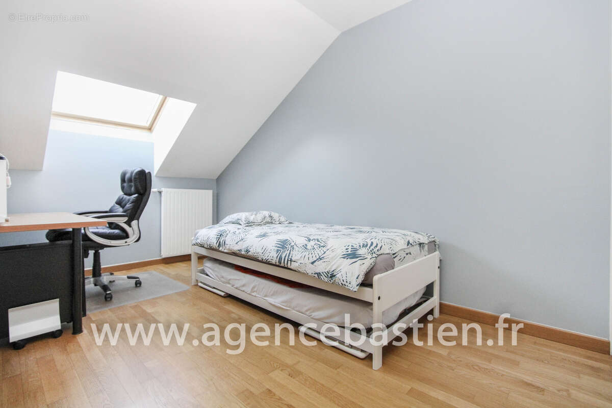 Appartement à THOIRY