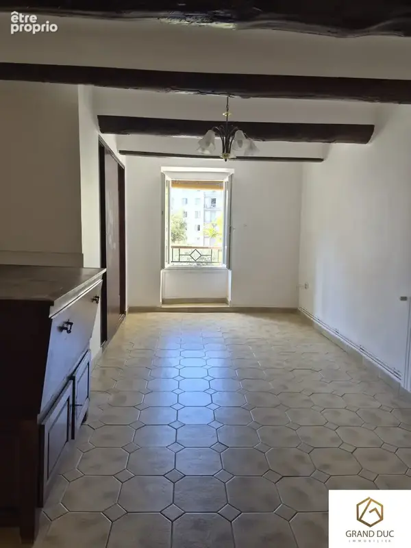Loft de 96 m2   2 chambres   fort potentiel   dpe b - photo 12