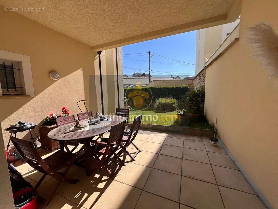 Appartement à GRETZ-ARMAINVILLIERS