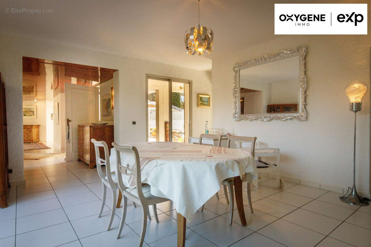 Maison à SAINT-CYPRIEN