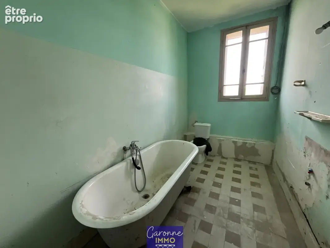 Maison de caractère à proximité du centre - photo 5