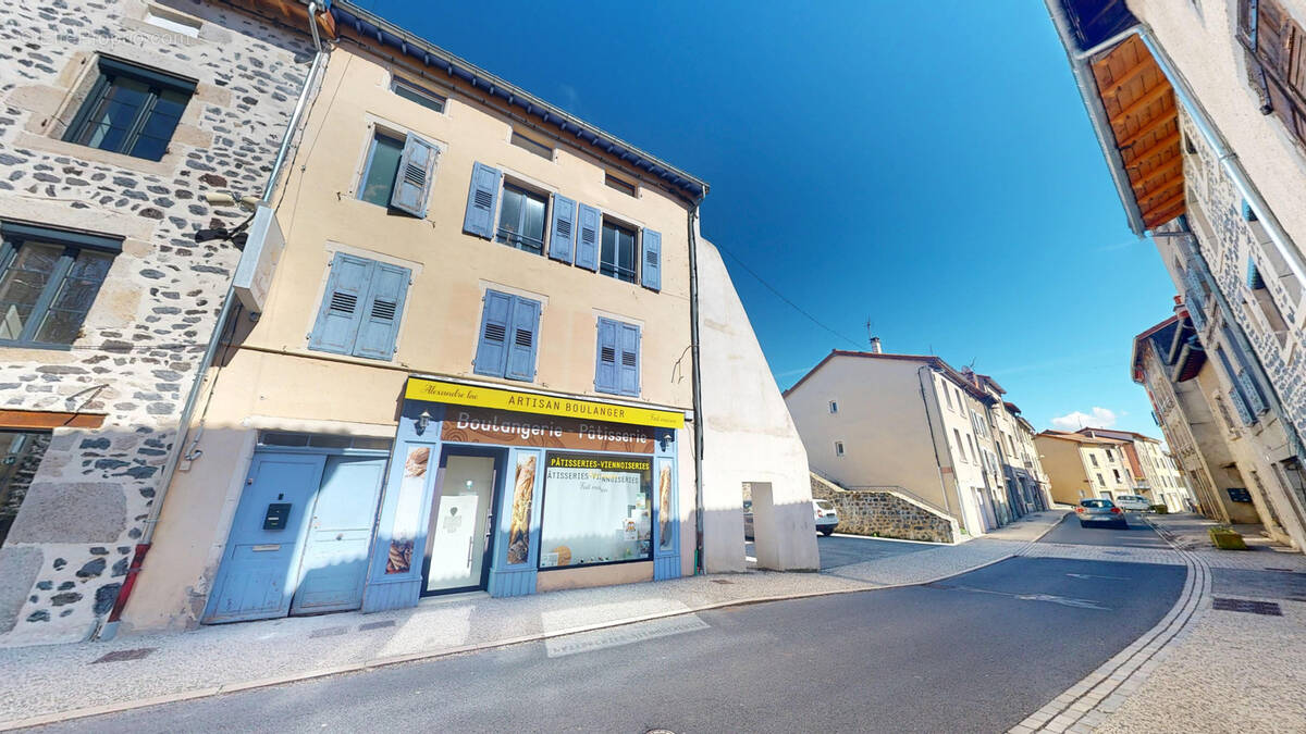 Appartement à LE MONASTIER-SUR-GAZEILLE