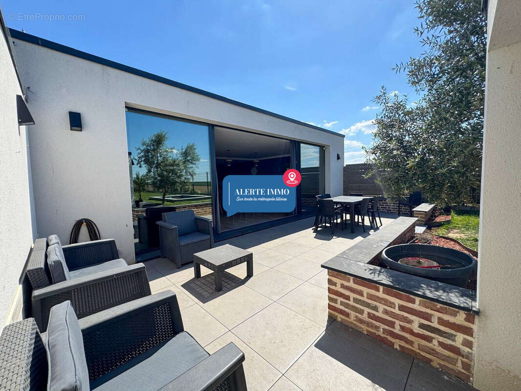 Maison à ERQUINGHEM-LE-SEC