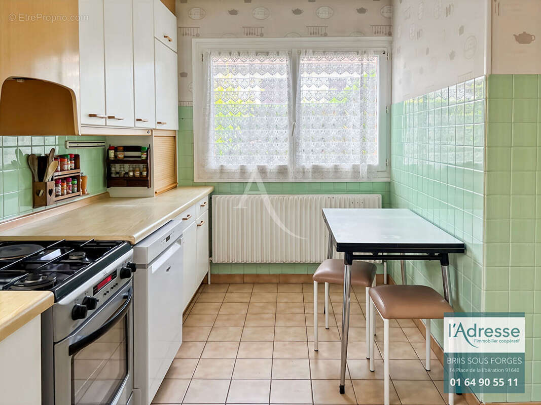 Maison à BRIIS-SOUS-FORGES