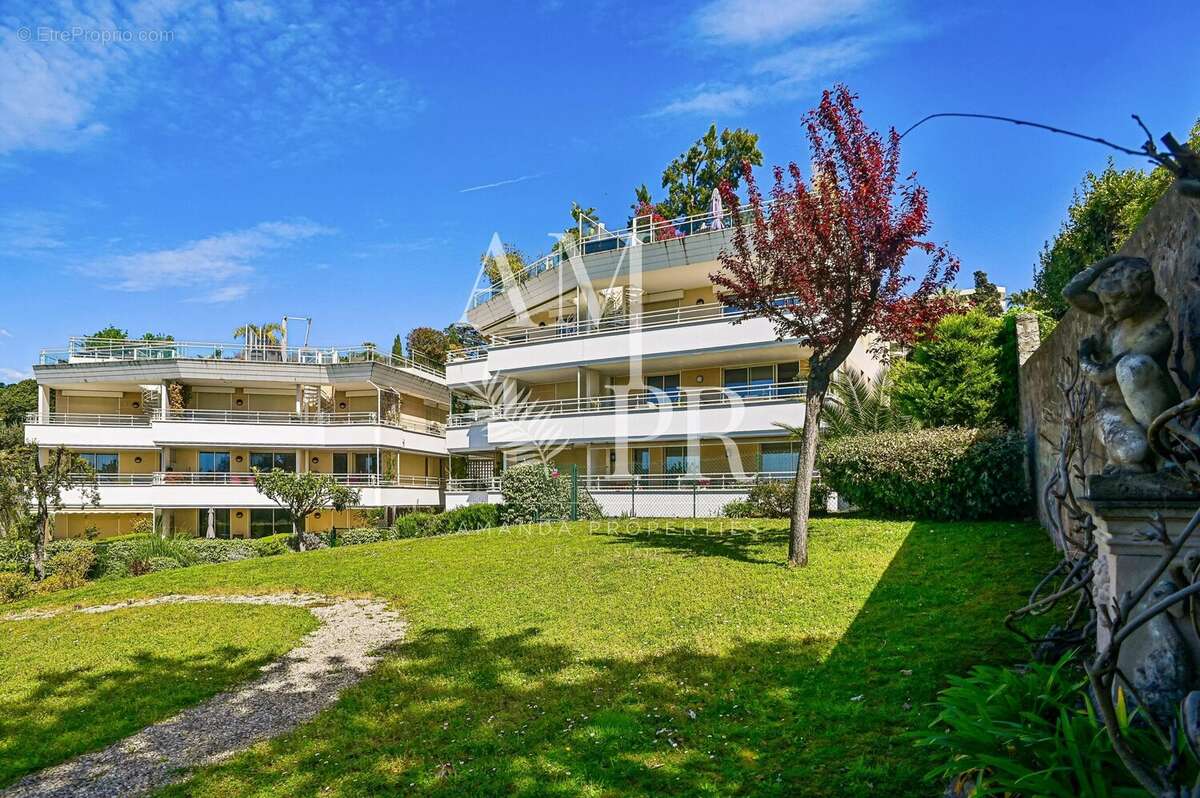 Cannes Basse Californie - Appartement 3 pièces - Vue mer - photo 13