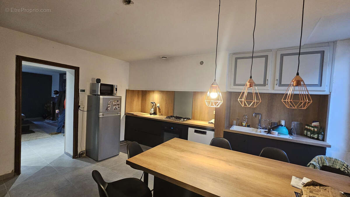 Belle maison de village de 265 m2 habitable avec piscine - photo 6