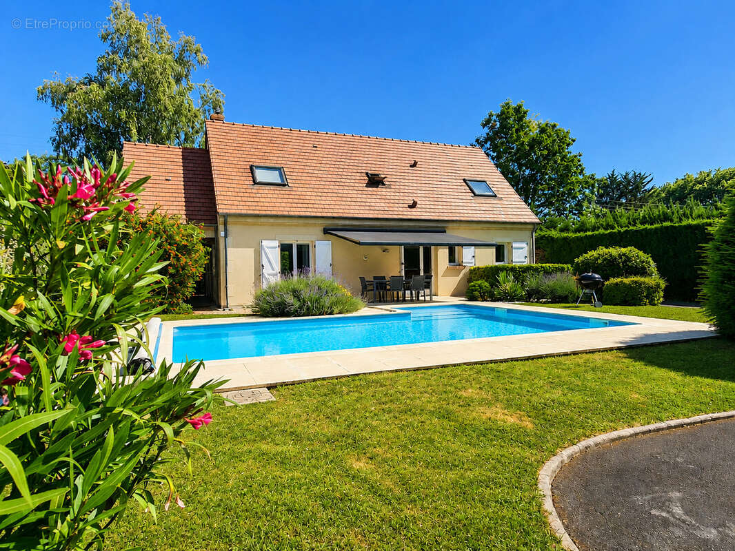 Maison à VASSELAY