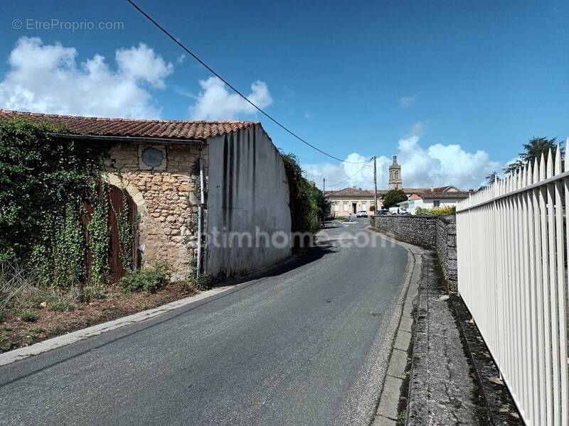 Maison à SAINT-ESTEPHE