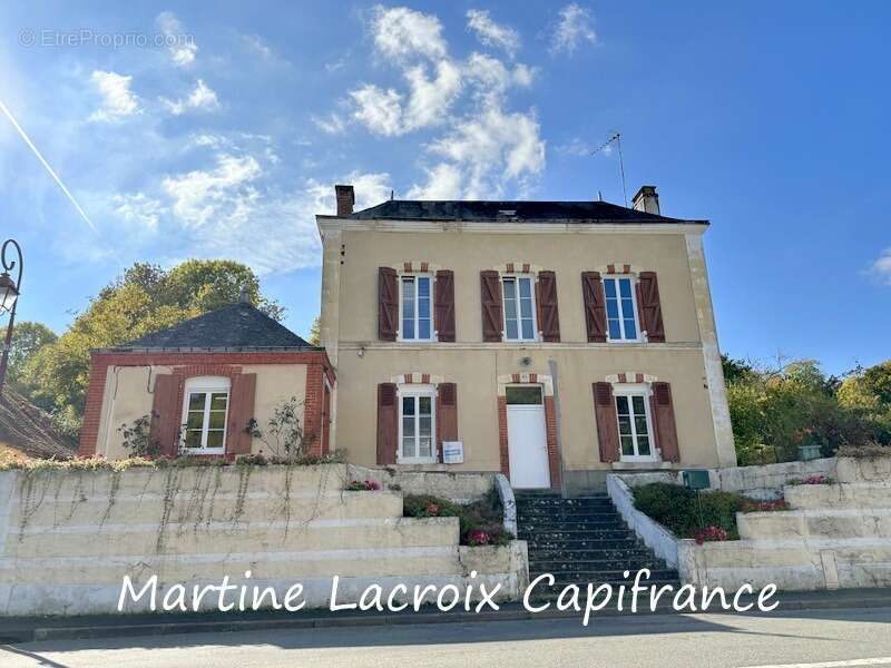 Maison à BOESSE-LE-SEC