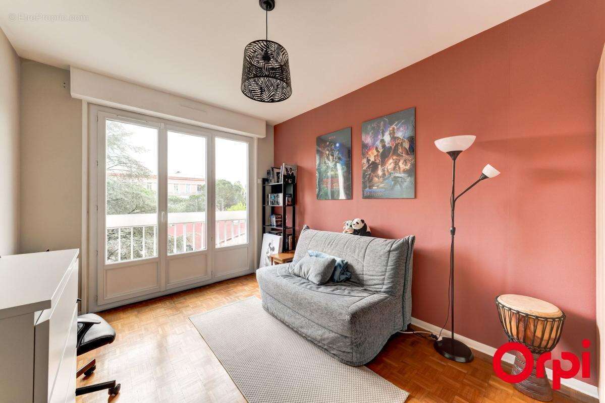 Appartement à SAINT-FONS
