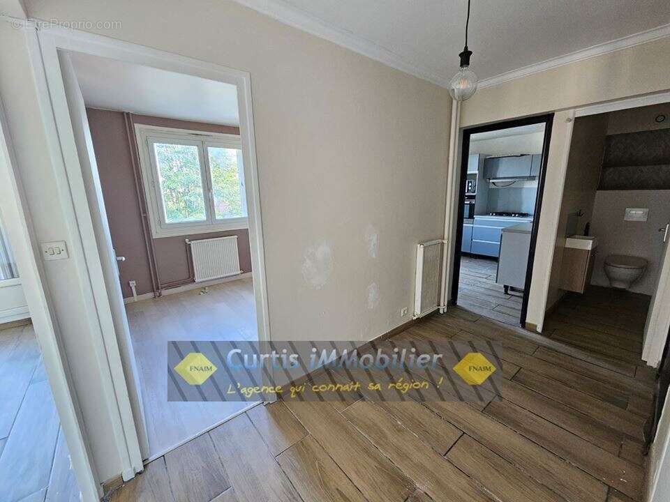 Appartement à SAINT-ETIENNE