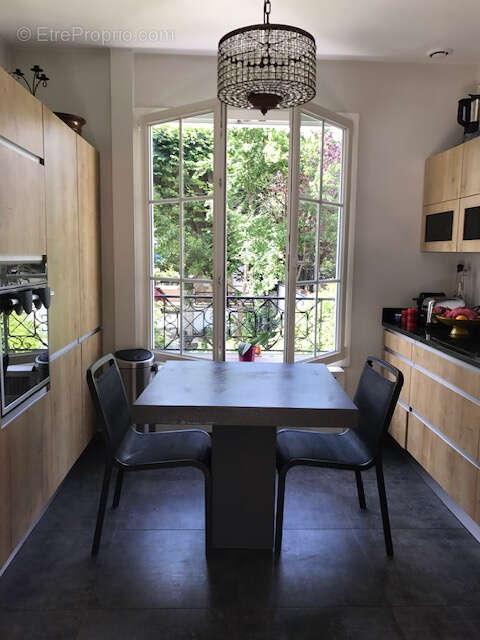 Maison à SAINT-MAUR-DES-FOSSES