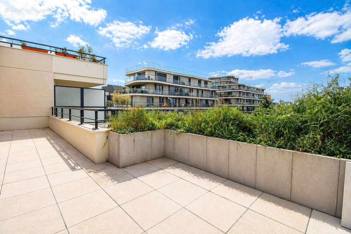 Appartement à COLOMBES