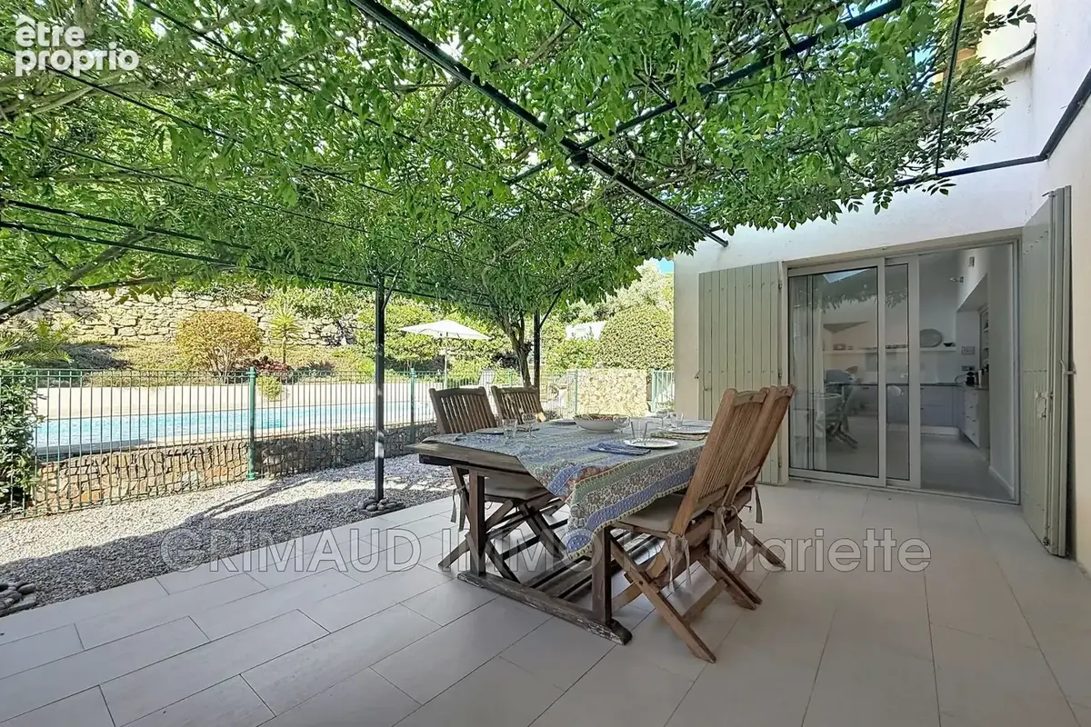 Maison 6 pièces 145 m² à vendre à Plan-De-La-Tour (83120) - photo 5