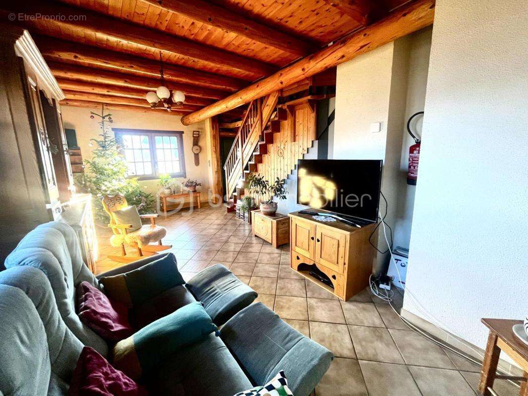 Maison à JARRIER