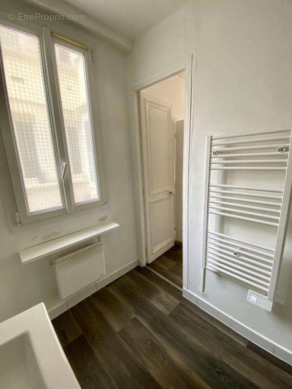 Appartement à PARIS-14E