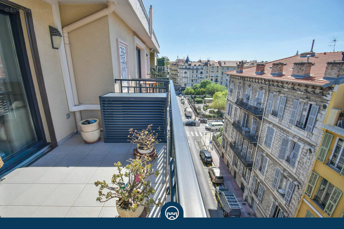 Appartement à NICE