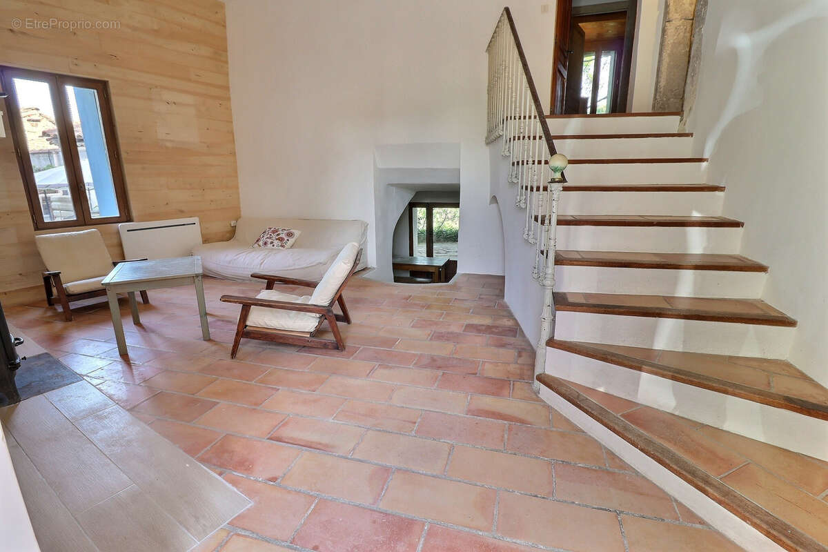 Maison à SAINT-BAUZILLE-DE-MONTMEL