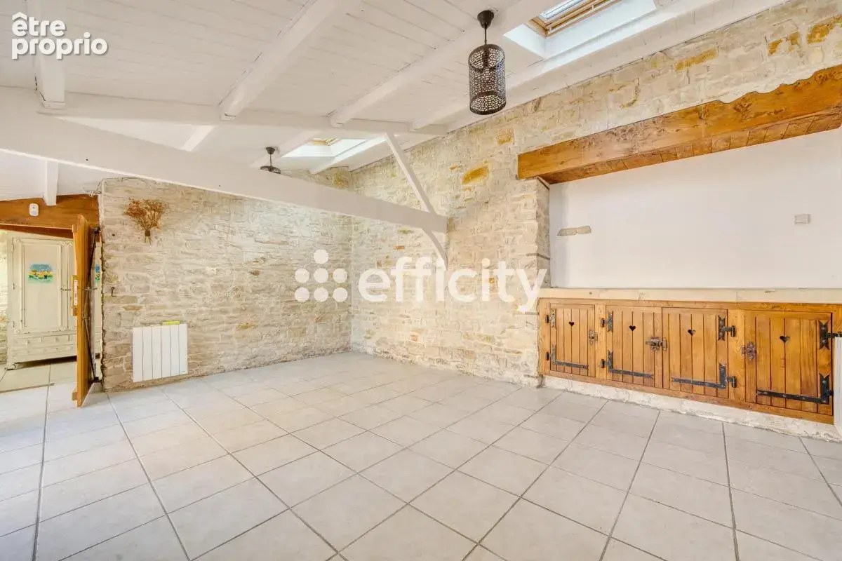 Maison 14 pièces 260 m² à vendre à Vouhe (17700) - photo 5