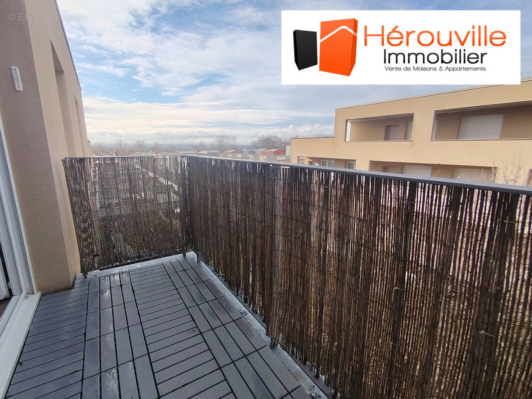 Appartement à COLOMBELLES